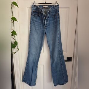 Levi's Ribcage Bootcut Jeans